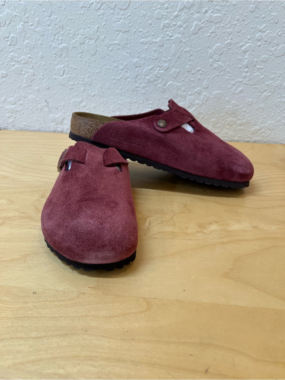 Birkenstock Boston unisex varsity Men's Burgundy Suede Clogs Zinfandel Limited